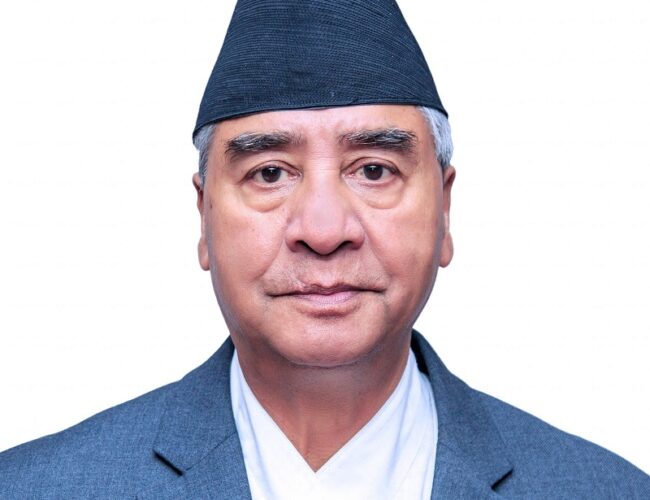 प्रधानमन्त्री दाहालसँग बेलायती राज्यमन्त्री ट्रेभेलियनको भेटवार्ता
