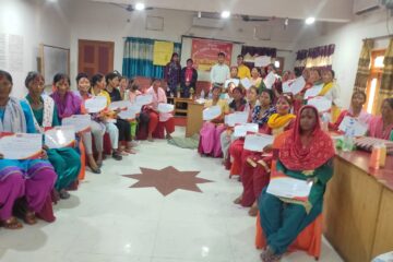 अमरगढी नगरपालिकालाई खोज तथा उद्धार सामग्री हस्तान्तरण